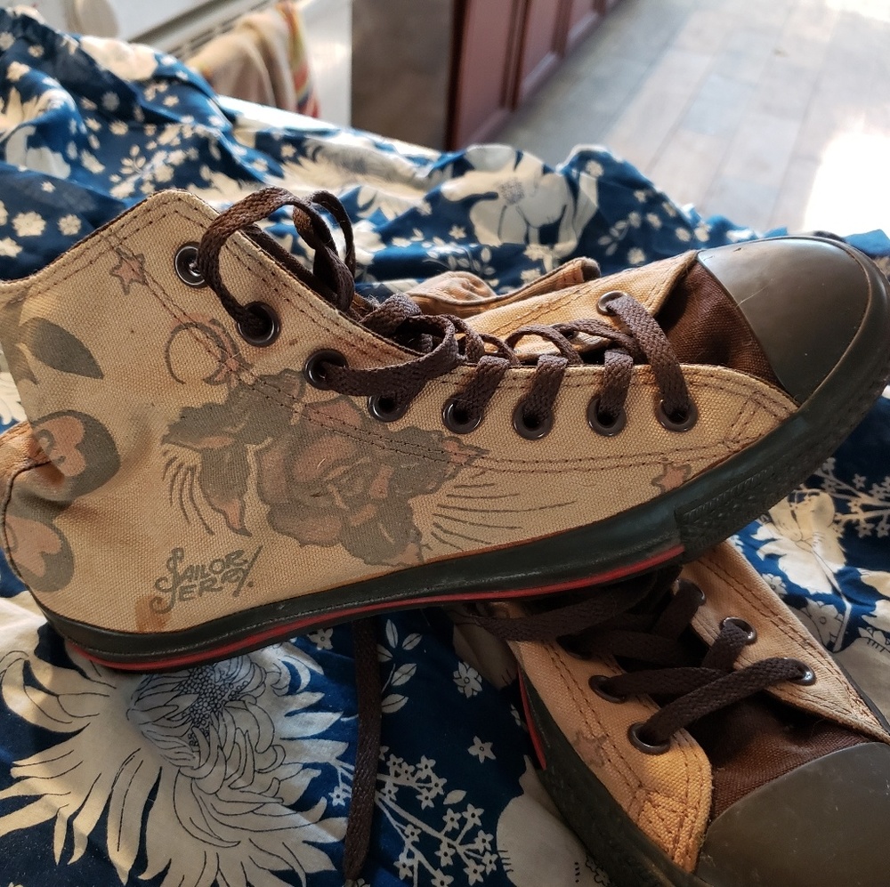Converse "Tattoo" shoes